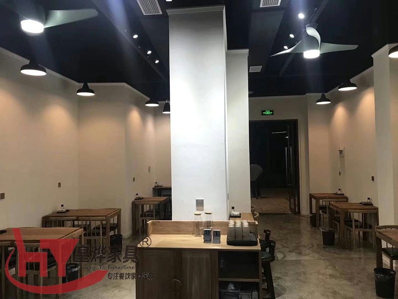面馆桌椅定做