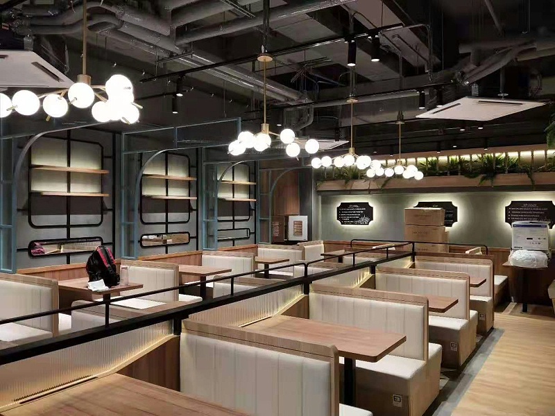 泰式餐厅桌椅