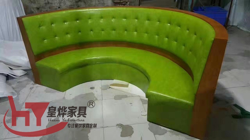 餐厅半圆卡座沙发