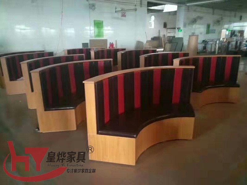 餐厅半圆卡座沙发