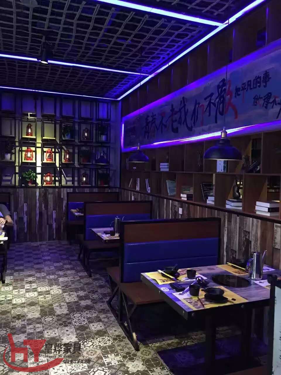 餐厅餐桌椅