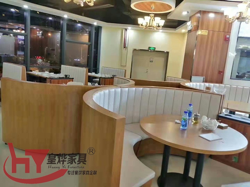 茶餐厅餐桌椅