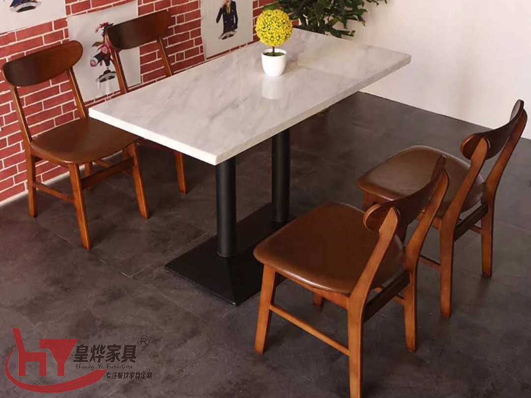 人造大理石餐桌