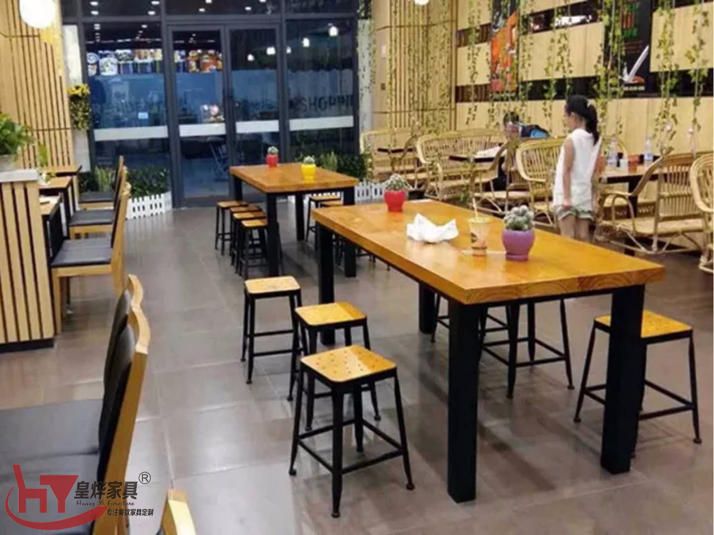 餐厅家具