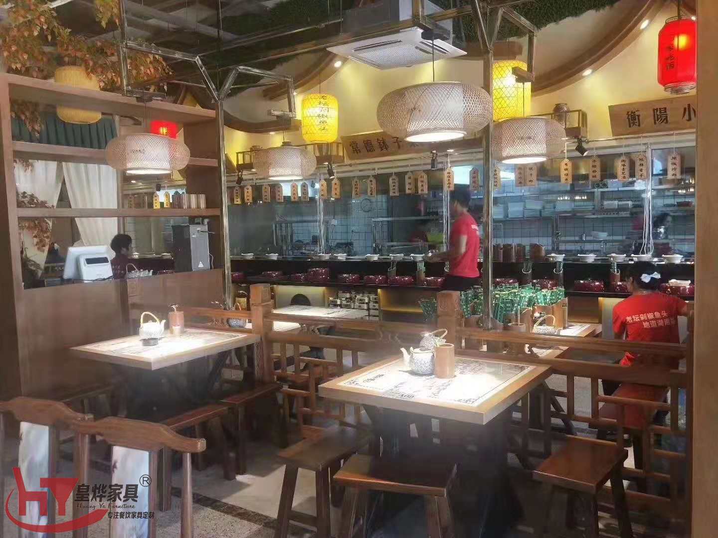 餐厅桌椅定做
