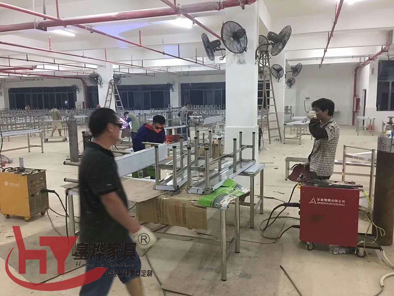 学校食堂餐桌椅