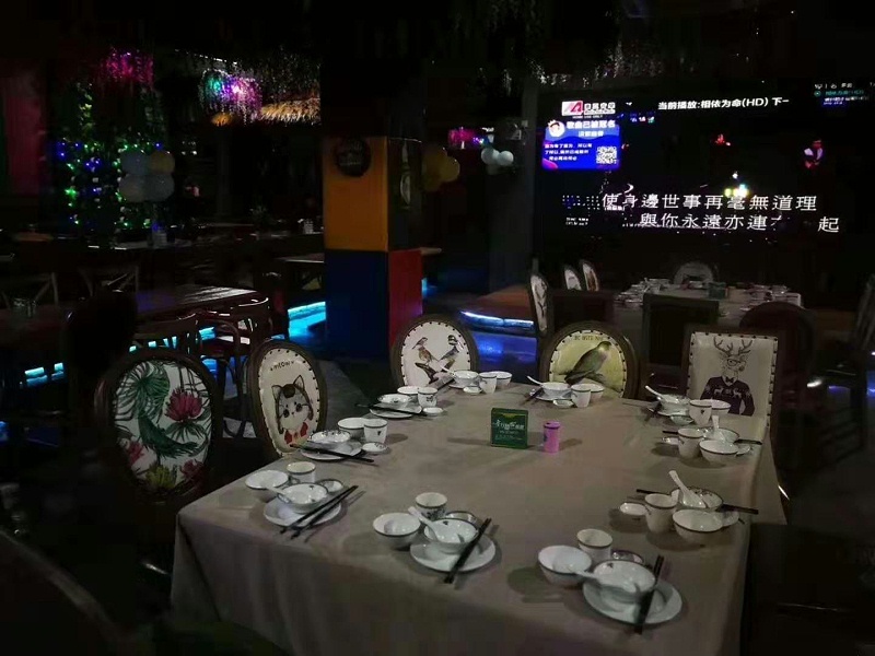 餐厅桌椅定制