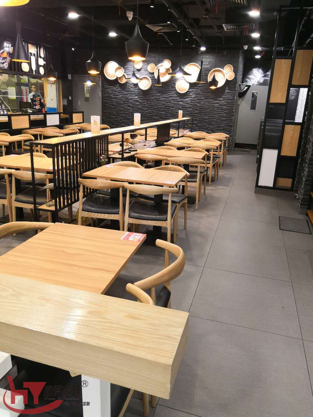 餐厅餐桌椅