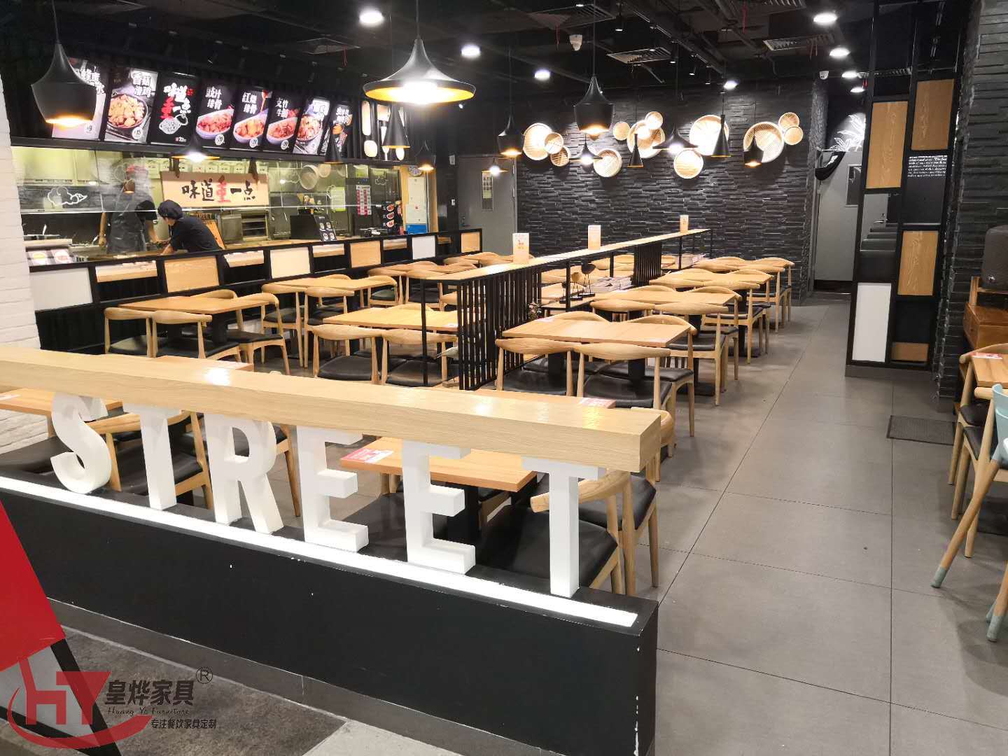 餐厅餐桌椅
