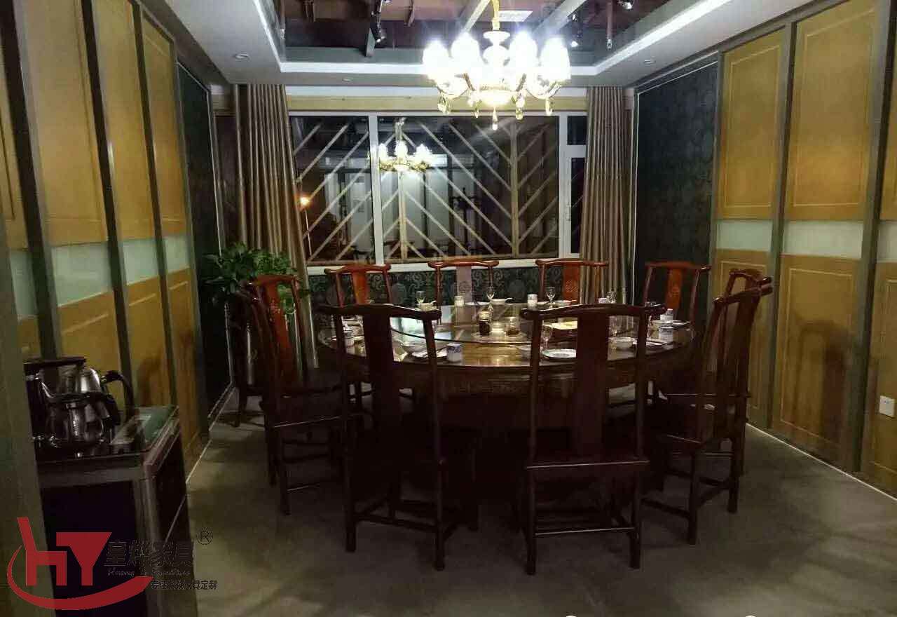 饭店桌椅