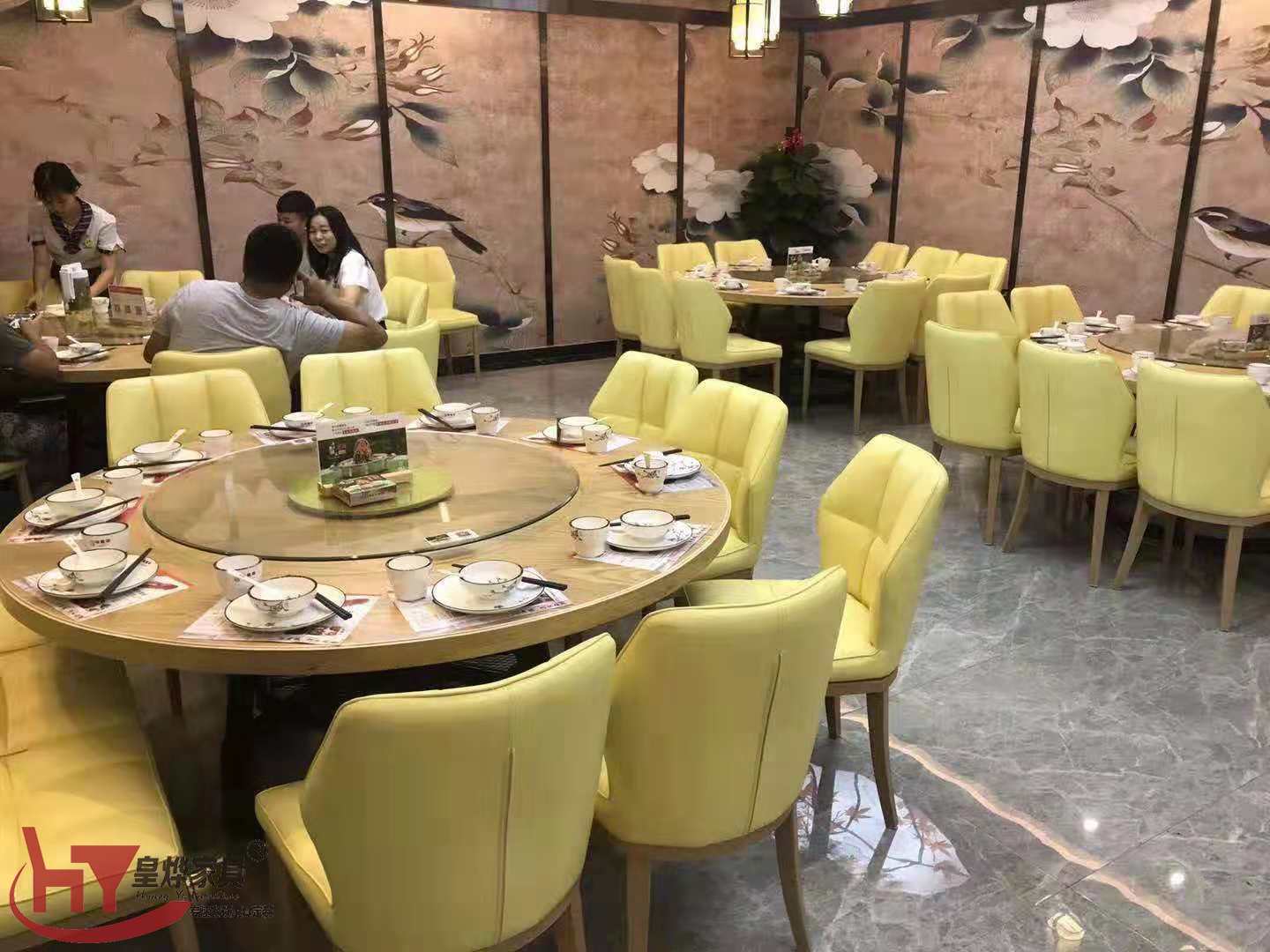 餐饮桌椅定做
